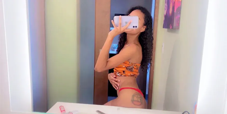 OnlyFans account  tinyassmonee header 2