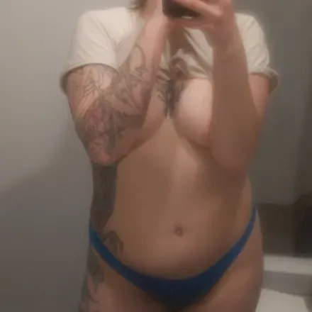 OnlyFans cuenta love.aviii avatar 1