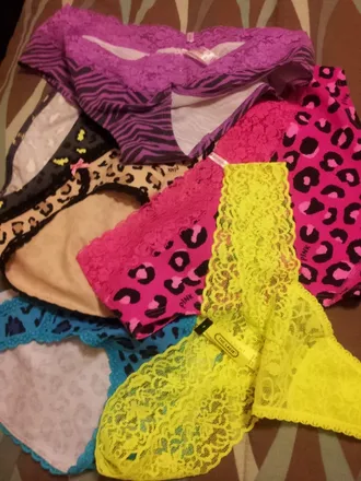 OnlyFans cuenta hairypussydreams header 2