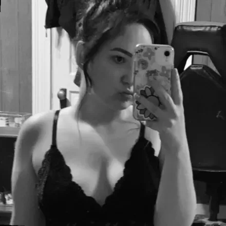 OnlyFans cuenta just-peachy99 avatar 1