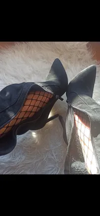 OnlyFans account  mommyfeetmom header 2