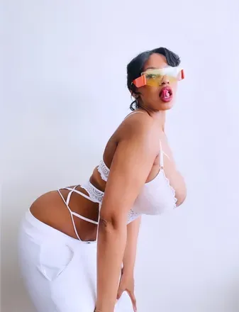 OnlyFans cuenta raeofhappiness avatar 1