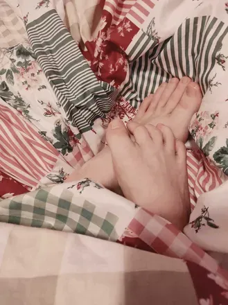 OnlyFans cuenta feetforlife420 header 2