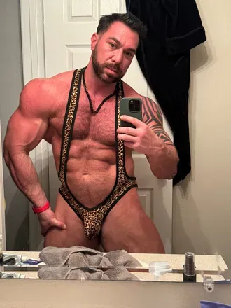 OnlyFans of mr.uncut.muscle