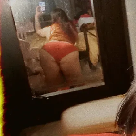OnlyFans cuenta scarletvixen23 header 2