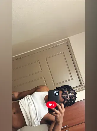 OnlyFans cuenta zbeboutit avatar 1
