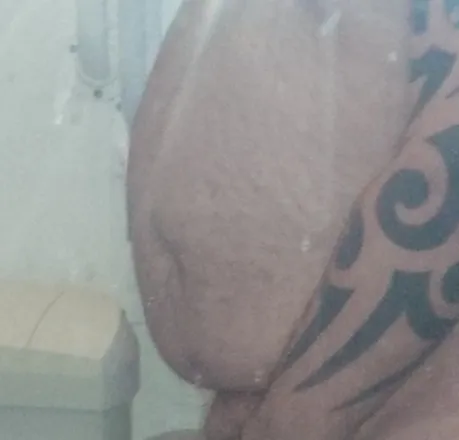 OnlyFans cuenta dadbod-dick-pics header 2