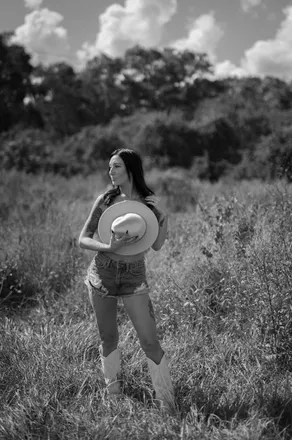 OnlyFans cuenta karatehottie44 header 2