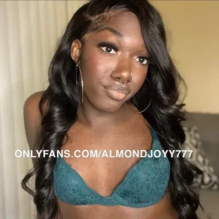 OnlyFans cuenta almondjoyy777 avatar 1