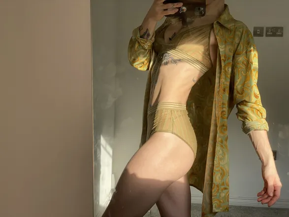 OnlyFans cuenta oizys4 header 2