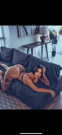 OnlyFans cuenta luxxxnaomie header 2