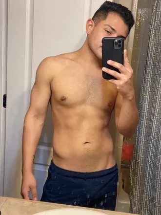 OnlyFans cuenta theobedient-boy header 1
