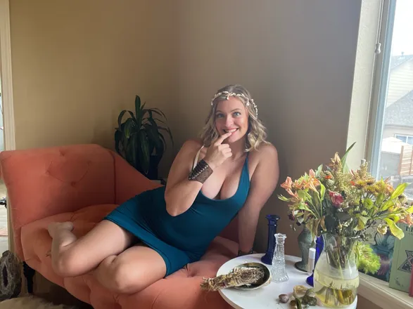 OnlyFans cuenta goddess_on_earth header 2