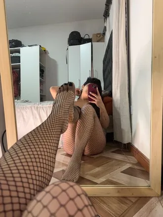 OnlyFans cuenta latinatoygirl header 2