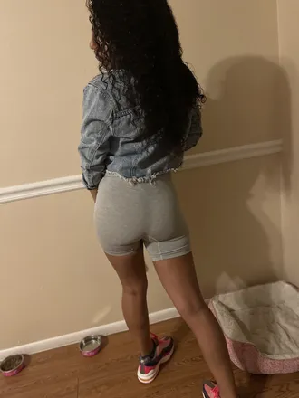 OnlyFans cuenta loveleeness header 2