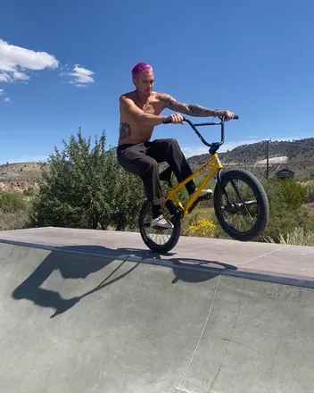 OnlyFans cuenta bigkeatbmx header 2