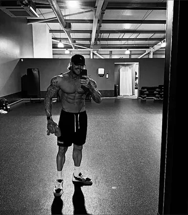 OnlyFans account  atphysique avatar 1