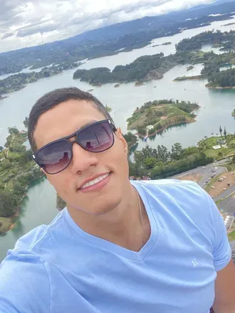 OnlyFans cuenta alejandrotinjaca avatar 1