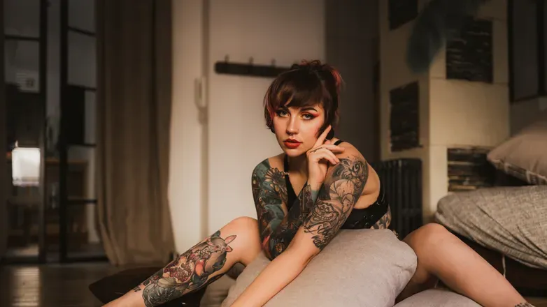 OnlyFans account  eveowlfree header 2