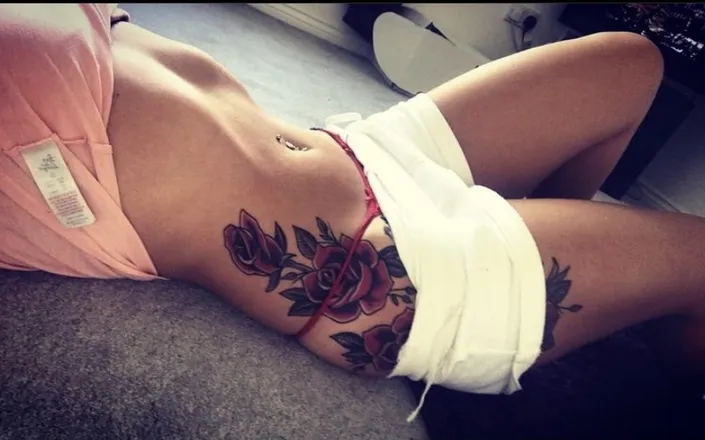 OnlyFans cuenta blondiegirlfreex1x header 2