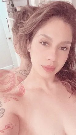 OnlyFans cuenta mermaidbitch.com header 2