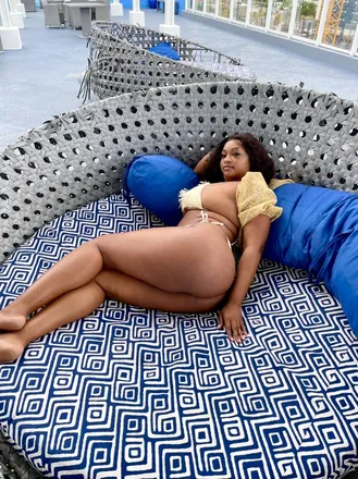 OnlyFans cuenta juicyana25 header 2