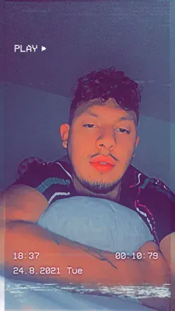 OnlyFans cuenta oztallpony avatar 1