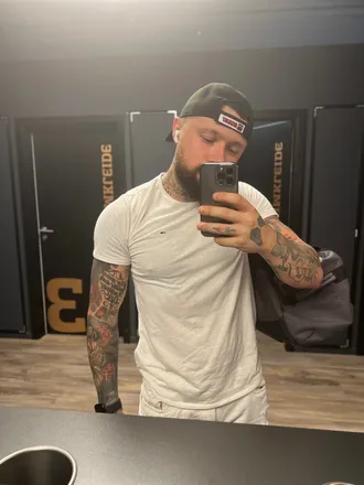 OnlyFans cuenta rayan933 header 2