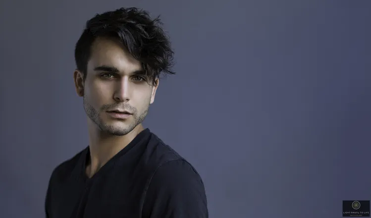 OnlyFans account  findingzen header 2