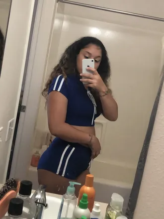 OnlyFans cuenta deliasworld header 2