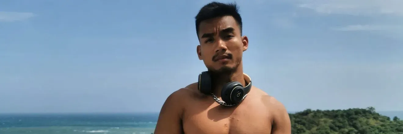 OnlyFans cuenta zenkithaixlatin header 2