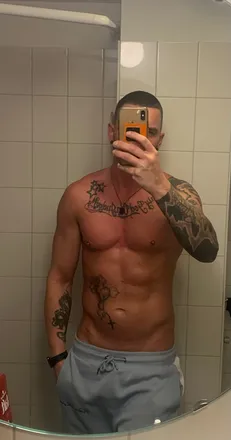 OnlyFans cuenta u231327510 header 2