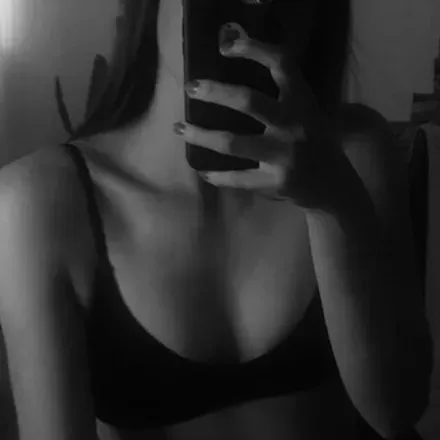 OnlyFans cuenta yourqueenemma avatar 1