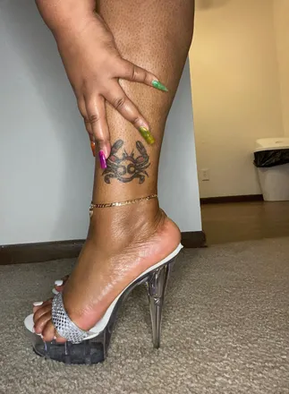 OnlyFans cuenta letsplayjuicya header 2