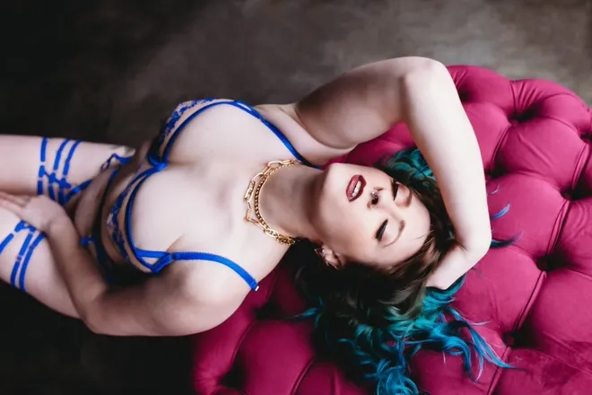 OnlyFans cuenta annanymph header 2