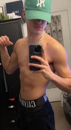 OnlyFans account  zacharry header 2