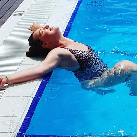 OnlyFans cuenta em__jen_mfc header 2