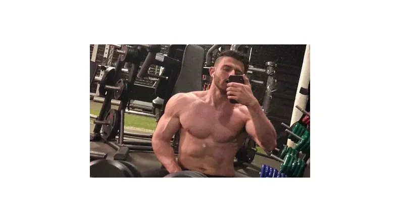OnlyFans cuenta maxxshep header 2