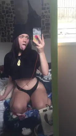 OnlyFans cuenta hotmombodiee avatar 1