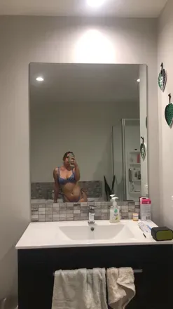 OnlyFans cuenta mikaylalee header 2