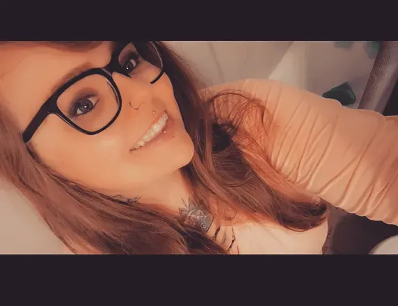OnlyFans cuenta tatted_gamerbabe avatar 1