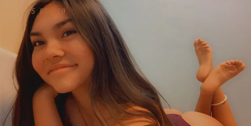 OnlyFans cuenta lunaa_roseee header 2