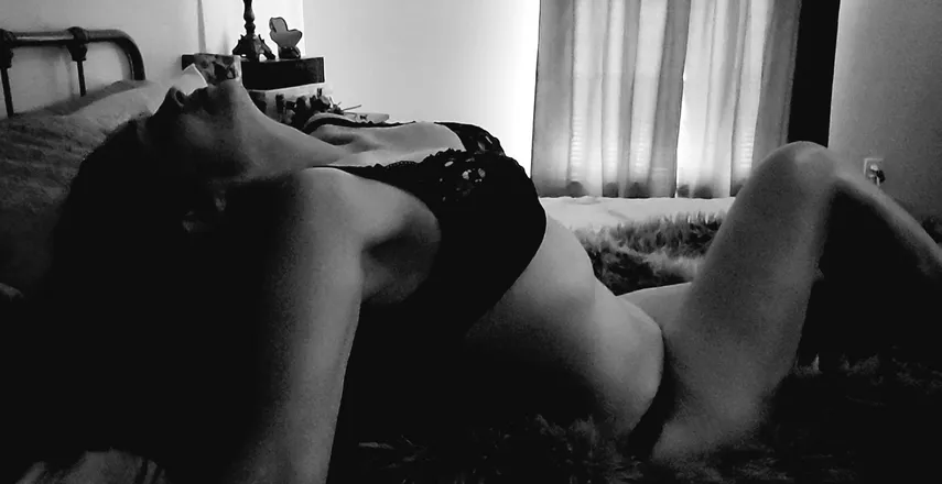 OnlyFans cuenta rockerchick111 header 2