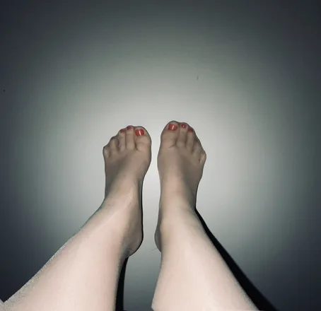OnlyFans cuenta doyoulovefeets header 2