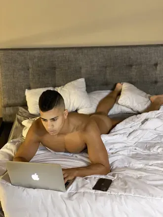 OnlyFans account  u117442327 avatar 1