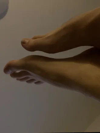 OnlyFans cuenta warrenandfeet header 2