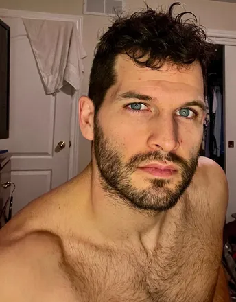 OnlyFans account  j_adam_xx header 2