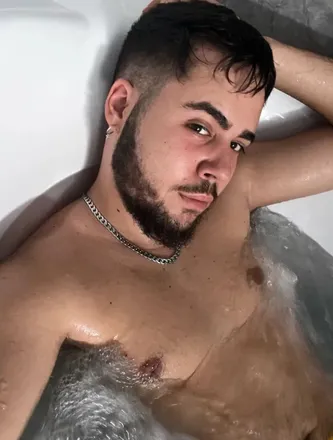 OnlyFans cuenta guillegboficial header 2