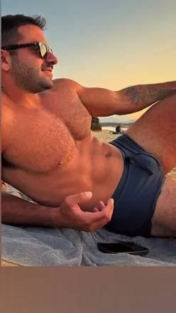 OnlyFans account  rawarab header 2
