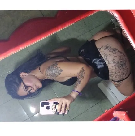 OnlyFans cuenta tatyramirezz header 2